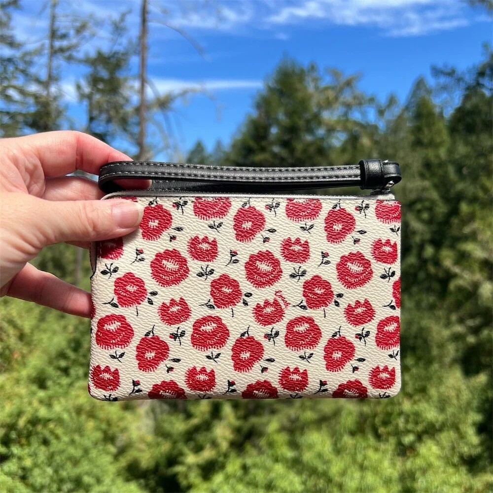 COACH Signature Canvas Rose Print Wristlet Wallet Clutch Silver Hardware NWT